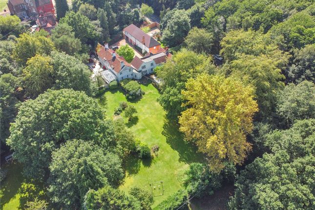 Link-detached house for sale in Seven Mile Lane, Borough Green, Sevenoaks, Kent