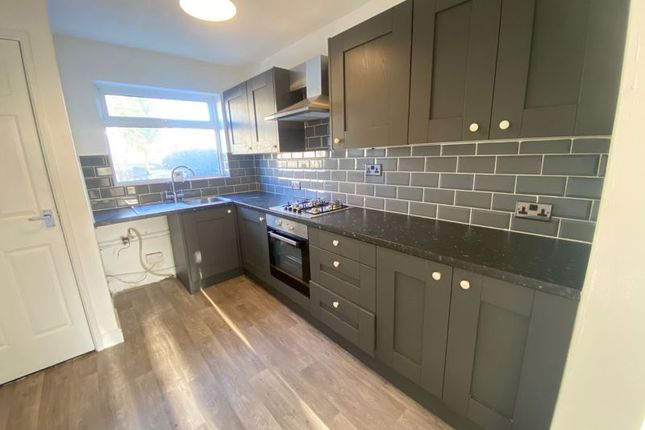 166, Manchester Road, Swinton, Manchester photo 4