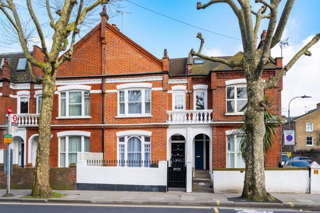 Thumbnail Semi-detached house to rent in Wandsworth Bridge Road, Peterborough Estate, London