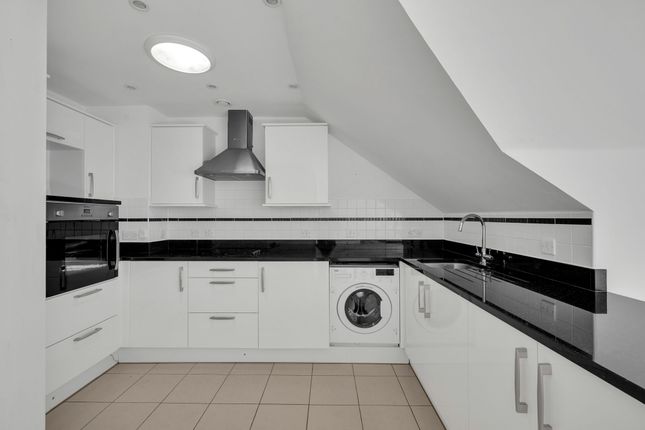 Flat 39, Faulkner House St. Pauls Cray Road, Chislehurst photo 3