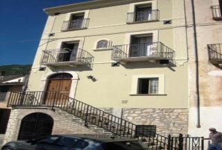 Thumbnail Town house for sale in Gagliano Aterno, L\'aquila, Abruzzo
