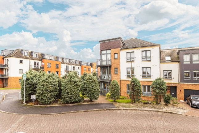 2-bed flat on 9,G/1, Kaims Terrace, Livingston, £160,000