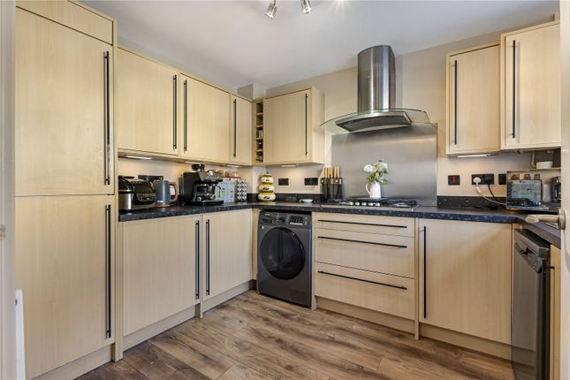 58, Conqueror Drive, Kent photo 3