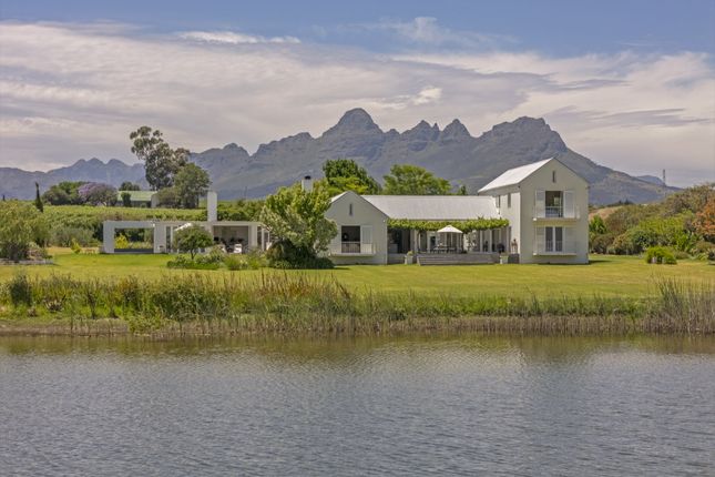 Country house for sale in Browns Gold Olive Estate, Raithby, Stellenbosch, Western Cape, 7600