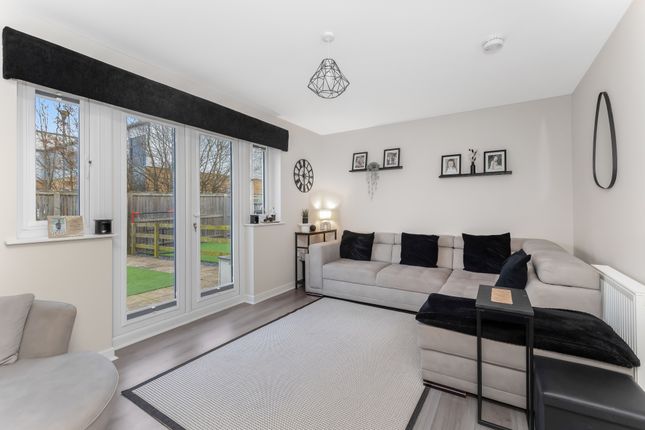 3, Thomson Place, South Queensferry photo 2