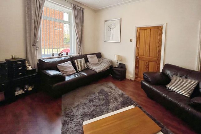 43, Readhead Avenue, South Shields photo 2