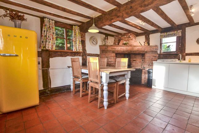 Detached house for sale in Uckinghall, Tewkesbury, Gloucestershire