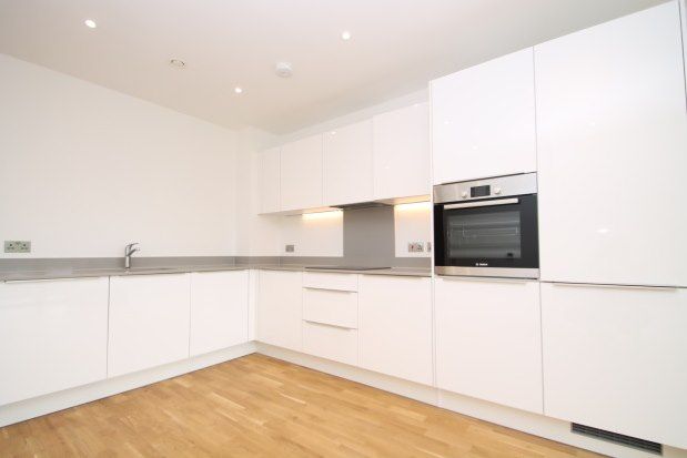 Thumbnail Flat to rent in 13 St. Marks Square, Bromley