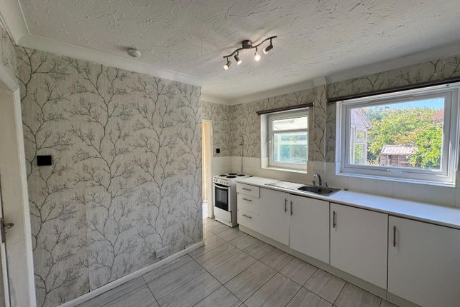 21, Kingsway, Pontefract photo 3