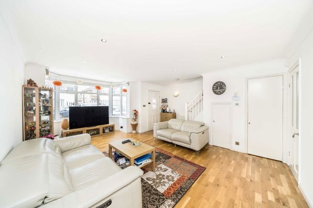 96, Sandhurst Road, London photo 3