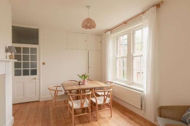 Flat 39 Calais Gate, Cormont Road, Camberwell photo 4