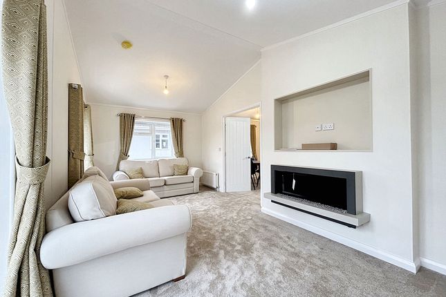 80 Stately Hardwick, Sea view, Easington Road, Hartlepool photo 4