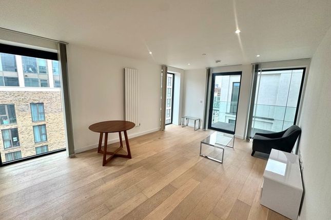 114a Caravel House, Royal Crest Avenue, London photo 3