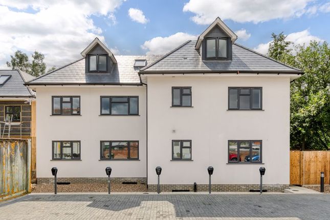 Thumbnail Flat for sale in Fairacres, Homefield Road, Walton-On-Thames