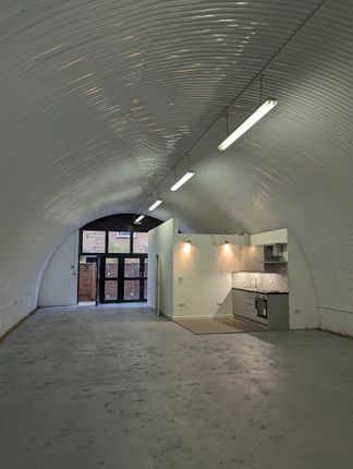 Thumbnail Commercial property to let in Sutherland Square, London