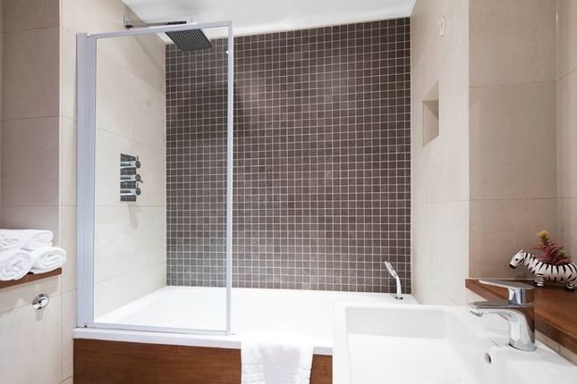 Penthouse A, London photo 5
