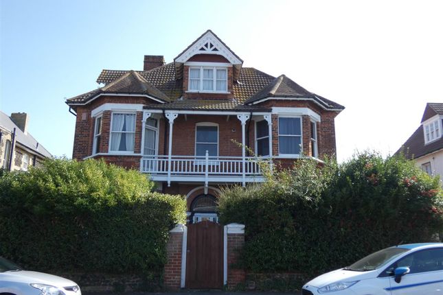Flat to rent in 94 St. Mildreds Road, Westgate-On-Sea