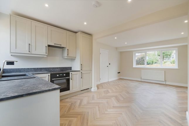 4, Princess Drive, Sheffield photo 4