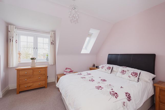 Semi-detached house for sale in Downs Reach, Epsom