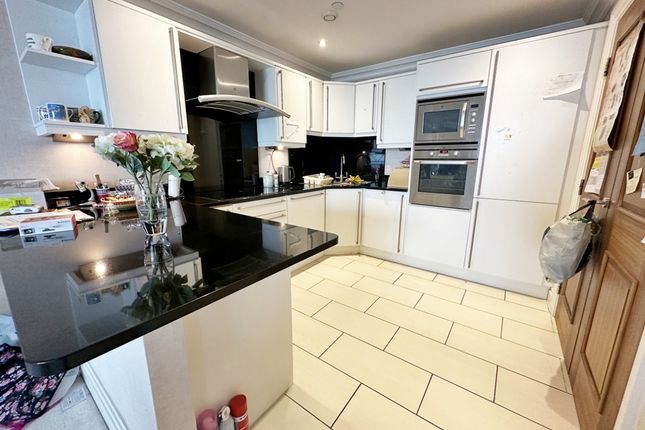 Flat for sale in Apartment 6 Kensington Place, Onchan, Isle Of Man
