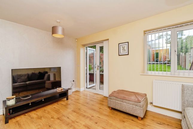 1, Amelia Court, Staffordshire photo 4
