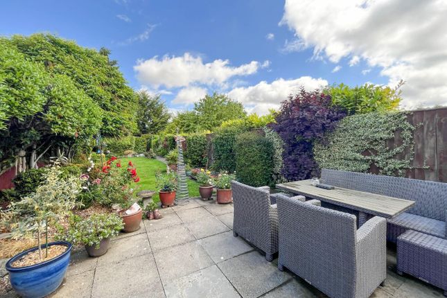 83, Gunhild Way, Cambridge photo 2