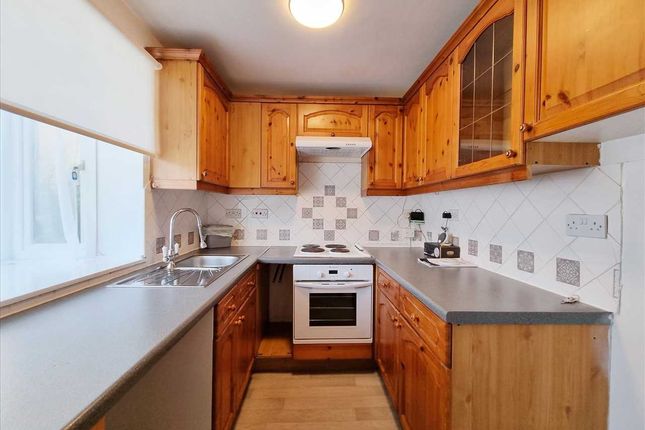 40, Woodside Avenue, Sleaford photo 2