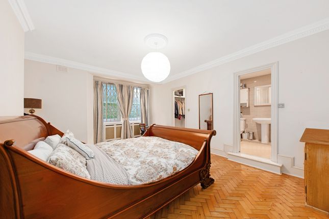 1, 13 Lauriston Road, London photo 4