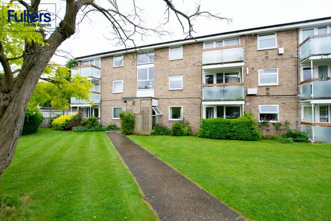 Thumbnail Flat to rent in Village Road, Enfield