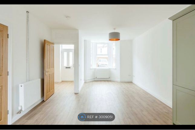 A Hughenden Road, Horfield, Bristol photo 4