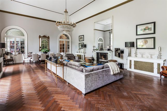 Flat for sale in Albury Park Mansion, Guildford, Surrey