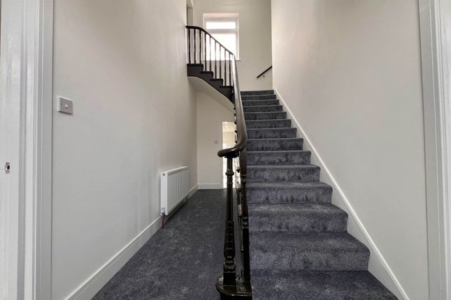 149, Lambourne Road, Chigwell photo 3
