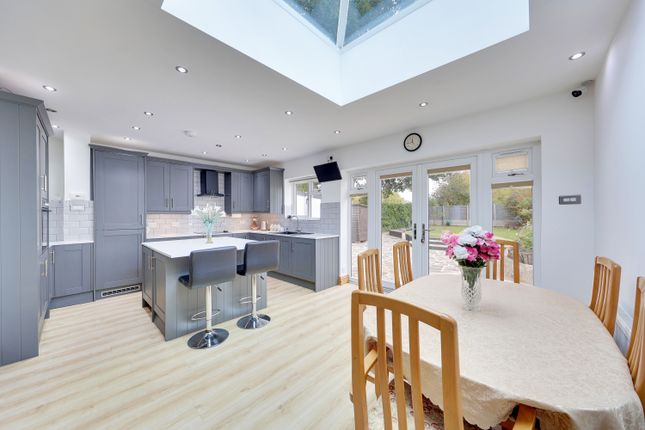 2-bed other on 16, Church Hill Wood, Orpington, £465,000