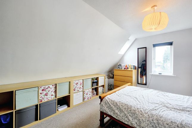 Flat for sale in Plover Wharf, Nottingham