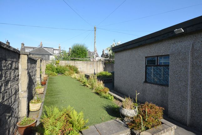 32 Alma Street, Falkirk photo 4