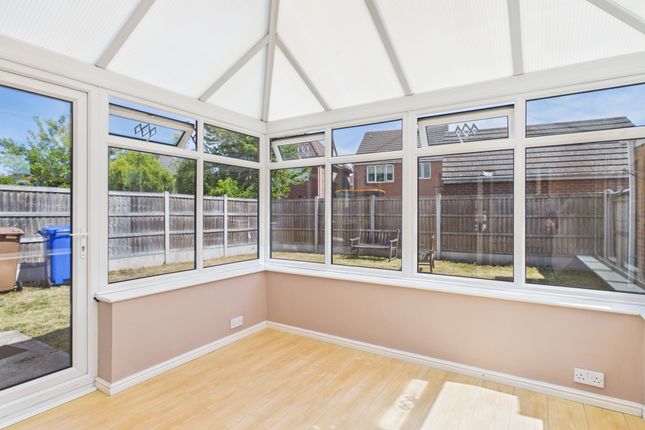 10, Watermeadow Grove, Stoke-on-Trent photo 4