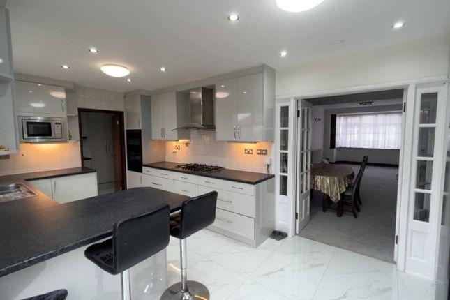 4 Bedroom Property To Rent In Hayes Ub4