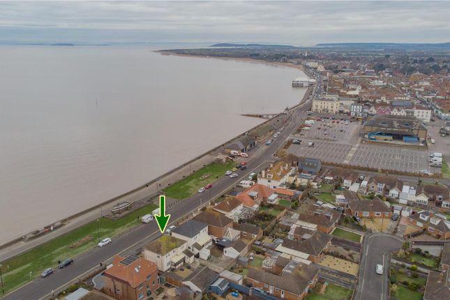 The Saltings, South Esplanade, Burnham-On-Sea photo 2