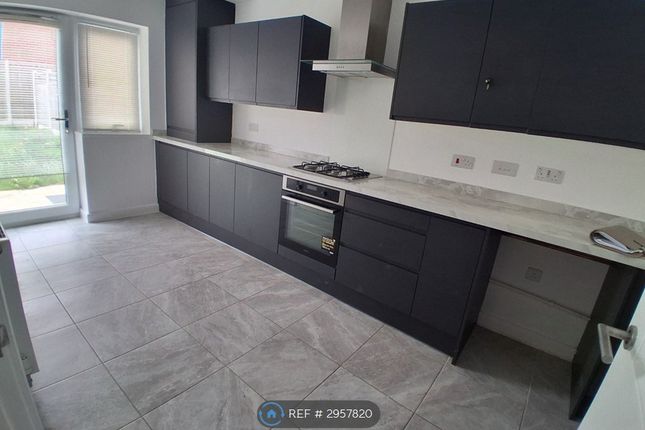 2-bed house on Astley Road, Liverpool, £700/mo