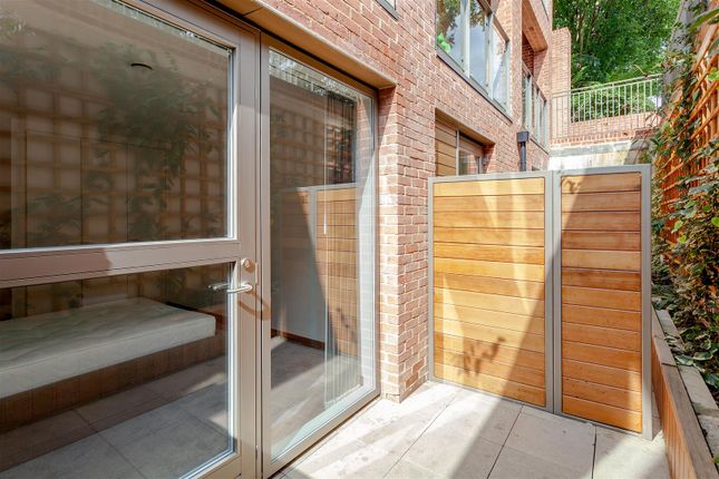 43 Beaufort Court, 65, Maygrove Road, London photo 4