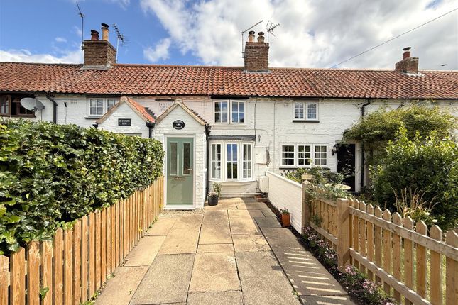 2-bed house on Dolly Peg Cottage, 55 Grantham Road, Bottesford, £249,995