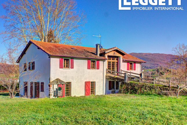 Villa for sale in Saint-Jean-Pied-De-Port, Pyrénées-Atlantiques, Nouvelle-Aquitaine
