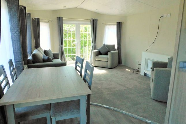 34 Heron Cottage Park, Frostley Gate, Holbeach photo 2