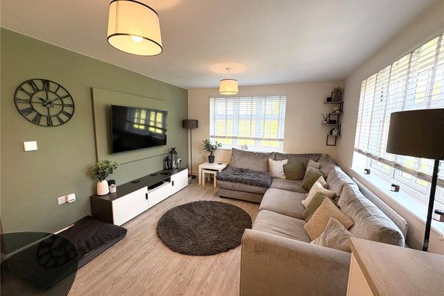 7, Mallard Court, Stratford-upon-Avon photo 4