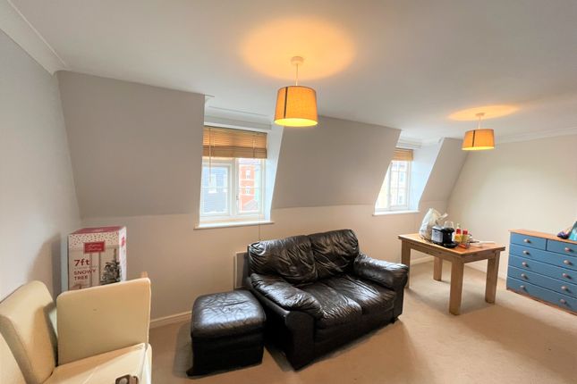 9, Rochforte House , rochford photo 2