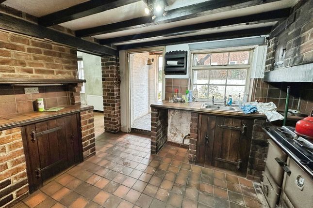 69a-b, Repton Road, Swadlincote photo 2