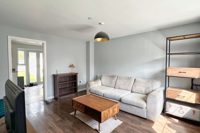 69 Maes Y Rhedyn, Bridgend photo 2