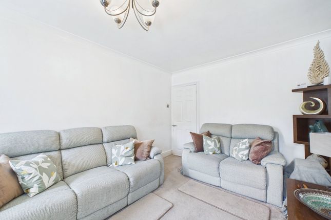 5b, Coburg Place, Torquay photo 3