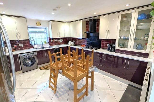 44, Princess Road, Woking photo 4
