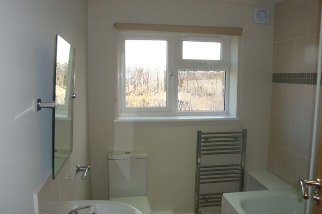171A, Coulsdon Road, Caterham photo 5